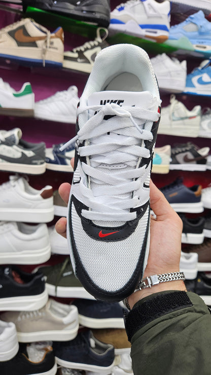 Nike Air Max Command blanc et noire
