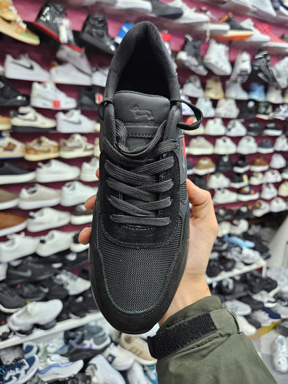 Harmont & Blain black