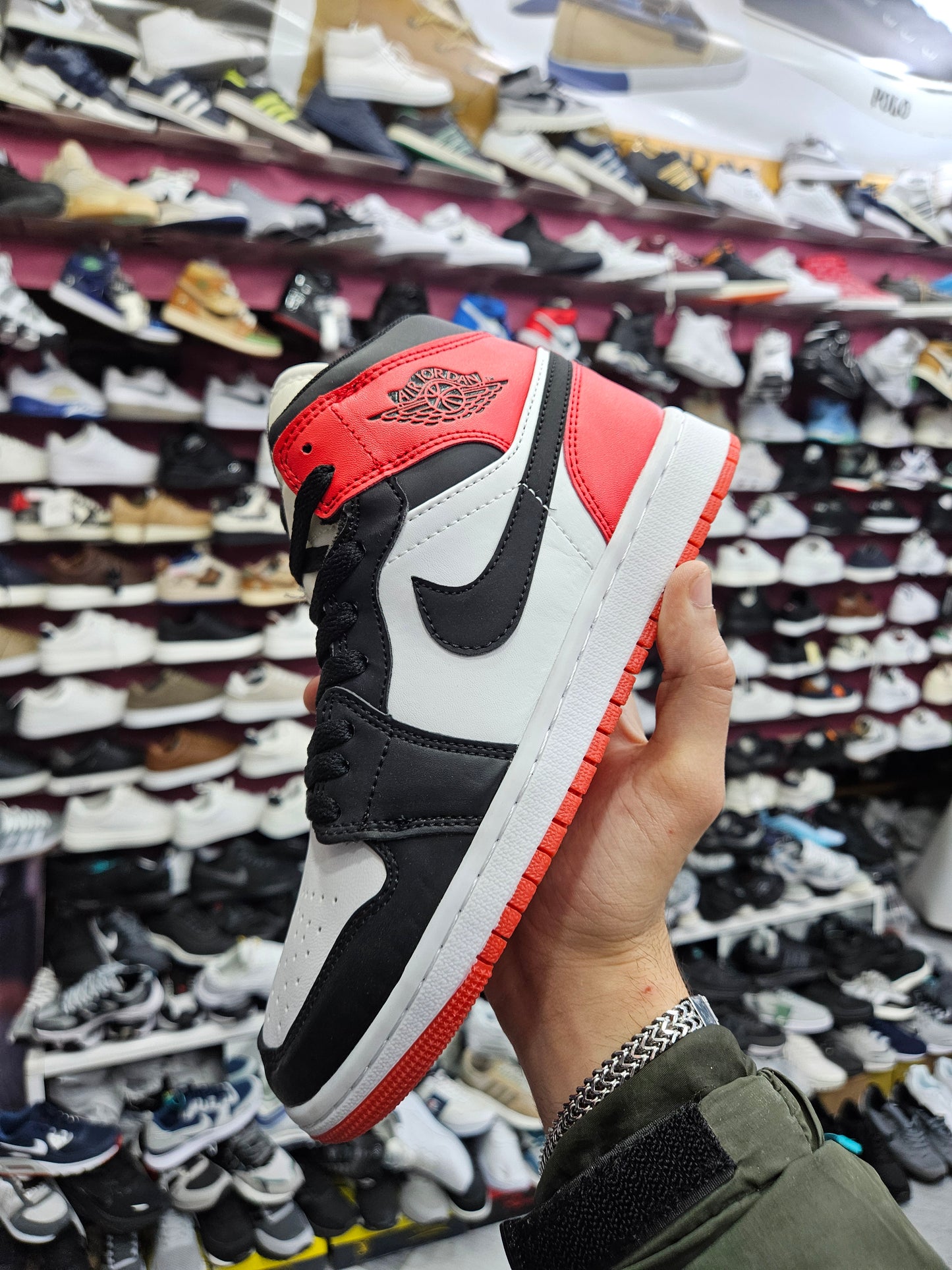 Air jordan one white Red